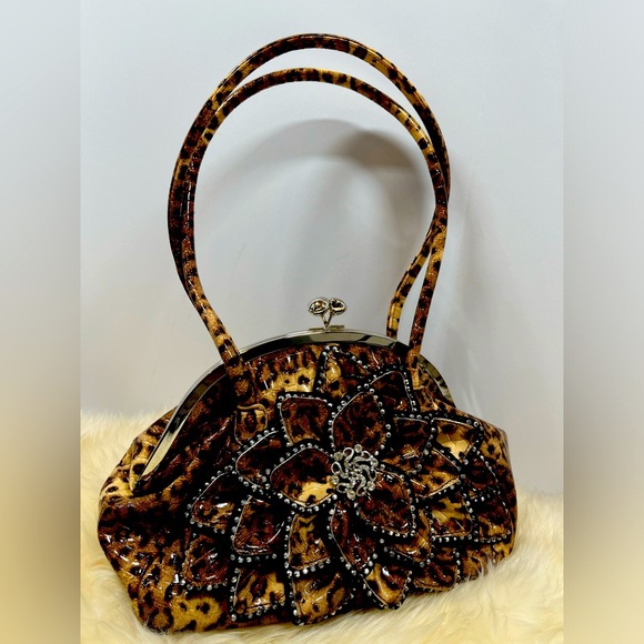 Julia & Michael Handbags - Julia & Michael Bling Flower Leopard Tote Patent Leather Kiss-lock Tote